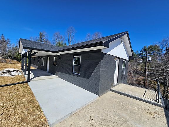 4th image of 1232 Hilltown Rd