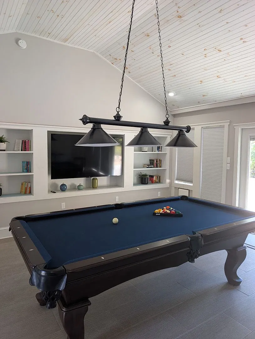 Furnished 3 Bedroom 2.5 Bedrooms — Photo 4