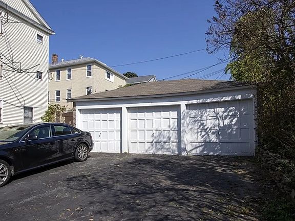 3rd image of 66 Fairfax Rd #2