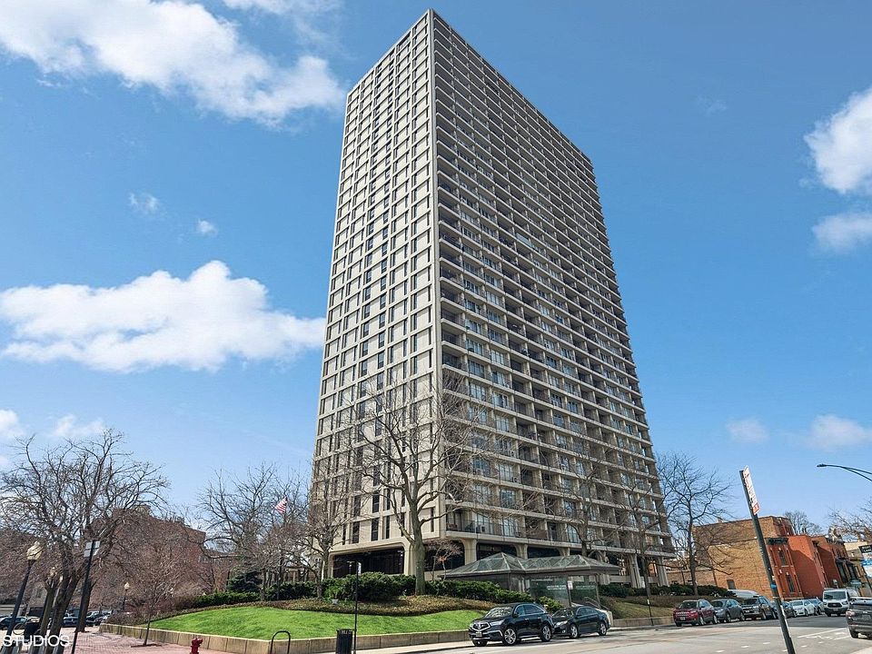 1st image of 1960 N Lincoln Park W APT 2205