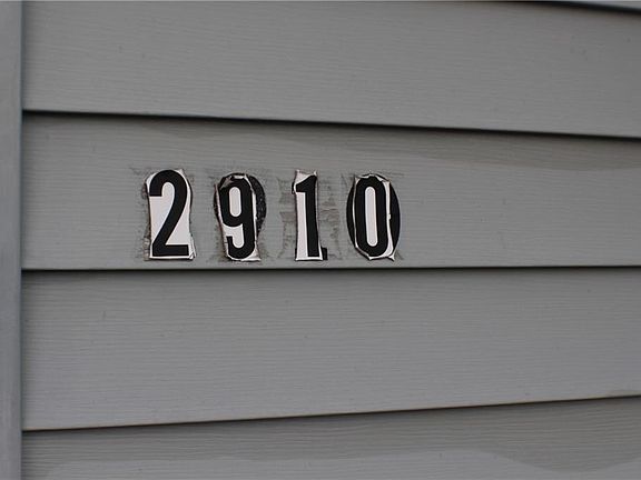 3rd image of 2910 N Halifax Ave