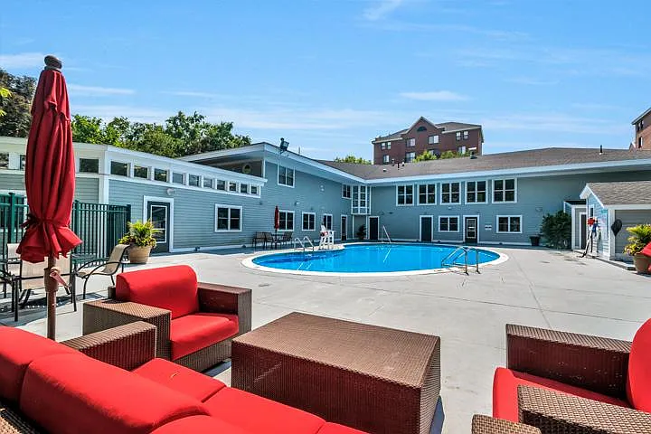 harbor point on the bay apartment rentals dorchester ma zillow