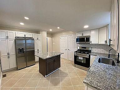 2nd image of 3226 4th St
