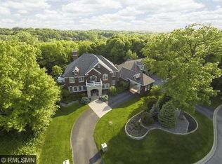 186 Westwood Ln, Wayzata, MN 55391