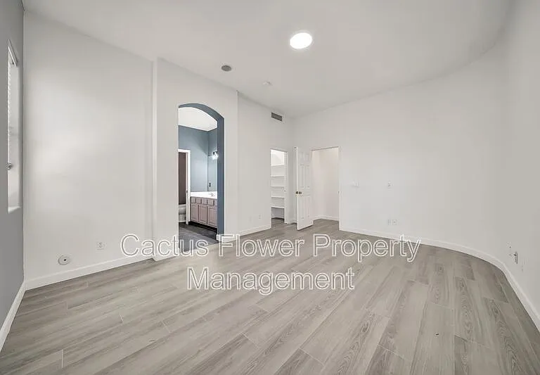 20276 N 64th Ave — Photo 25