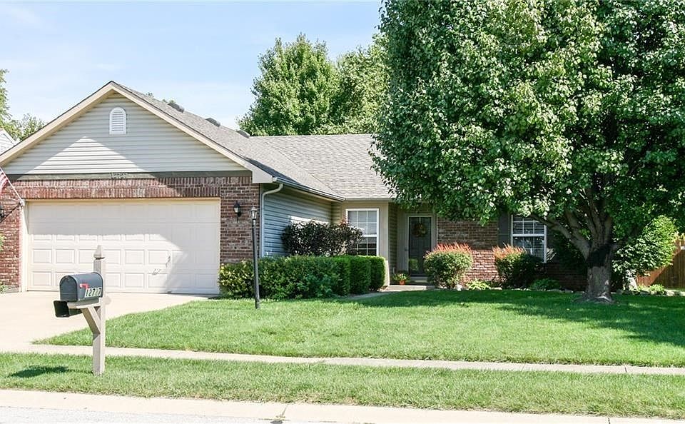 1st image of 12727 Glengary Dr