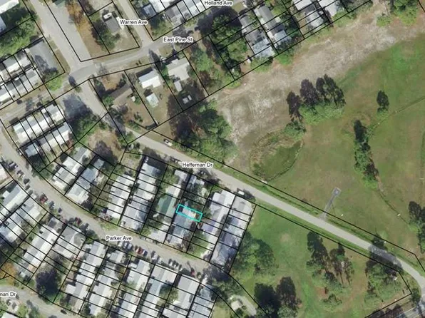 54-5 Parker St, Carrabelle, FL 32322