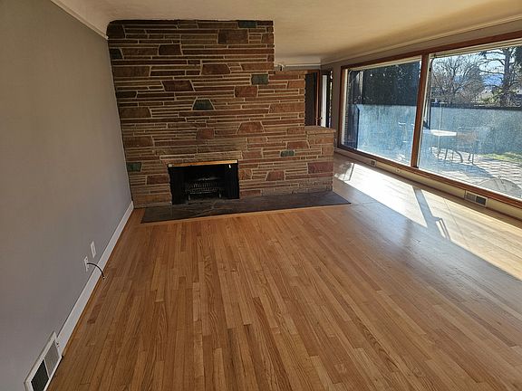 5th image of 4400 NW Lavina St