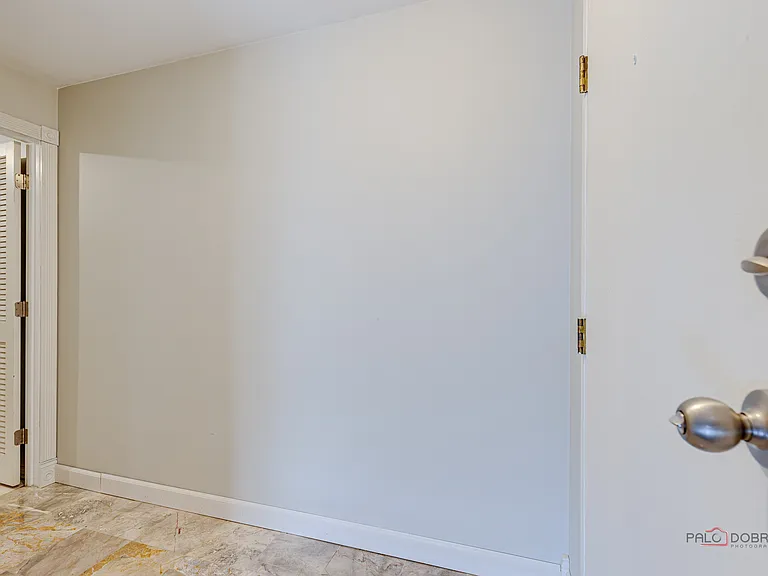 530 Cumberland Trl #D — Photo 5