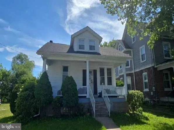 133 N Ambler St, Quakertown, PA 18951