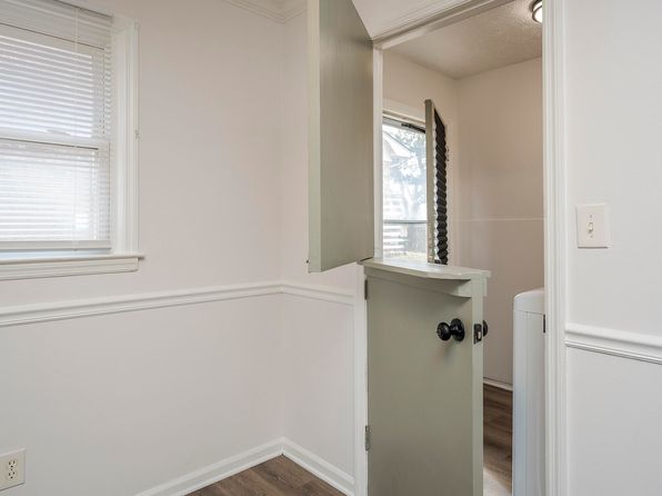 lexington-kentucky-77567920 picture