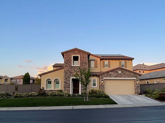 2nd image of 2553 Orsay Way
