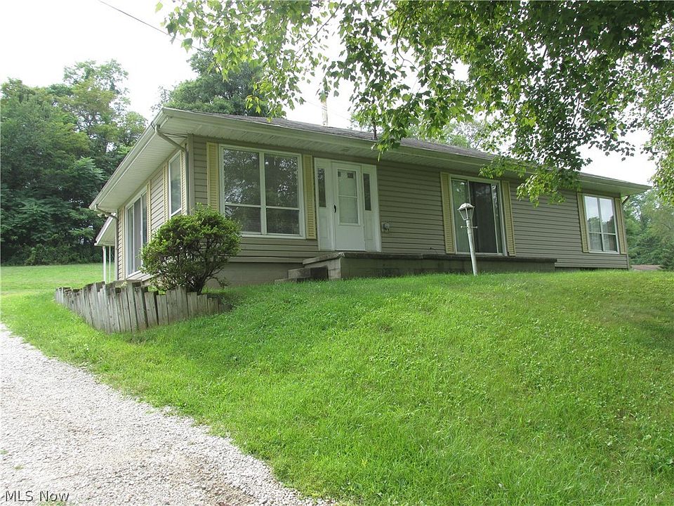 1st image of 3916 Williamstown Pike