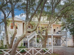119 Old Village Ln, North Topsail Beach, NC 28460