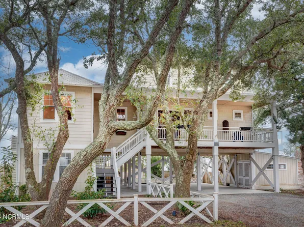 119 Old Village Lane, North Topsail Beach, NC 28460