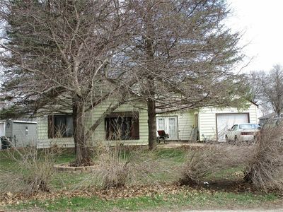 921 Maple St, Cedar Falls, IA, 50613