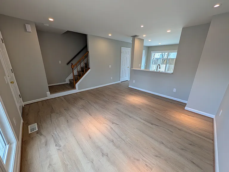 14710 Green Park Way — Photo 2