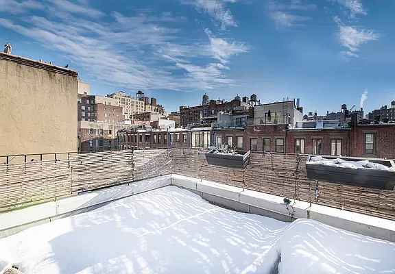3rd image of 64 W 85th St APT 4B