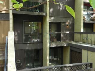 11184 Saffold Way, Reston, VA 20190