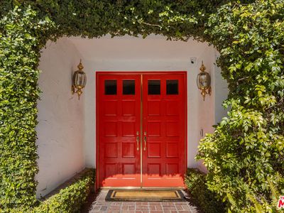 17137 Addison St, Encino, CA, 91316