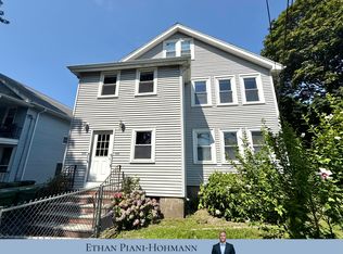 206 School St, Watertown, MA 02472
