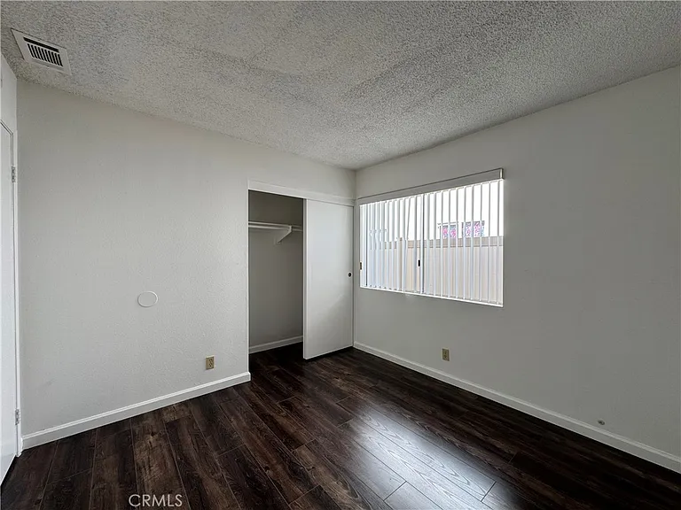 21200 Fibre Ct — Photo 19