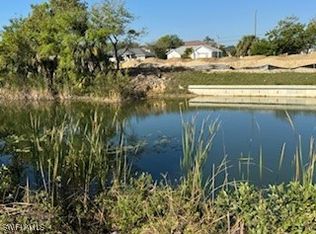 1812 NE 13th Pl, Cape Coral, FL 33909