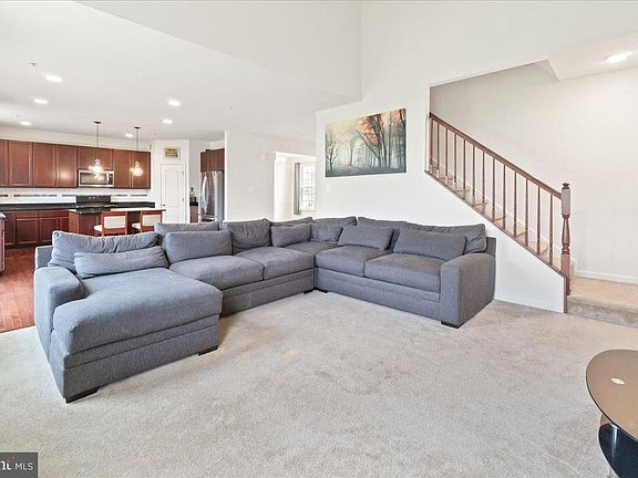 5th image of 9325 Drumman Dr