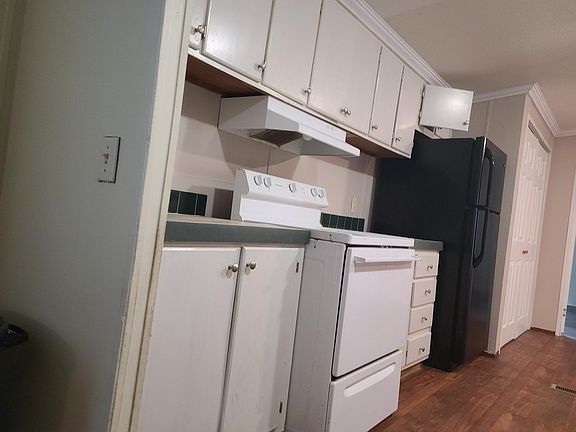 3rd image of 421 Lincoln Ave
