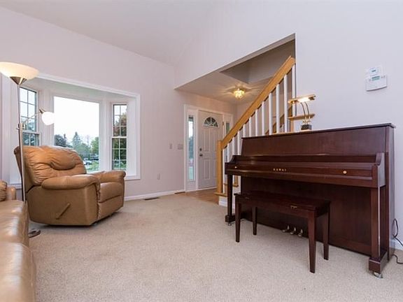 4th image of 1018 Shady Oaks Dr