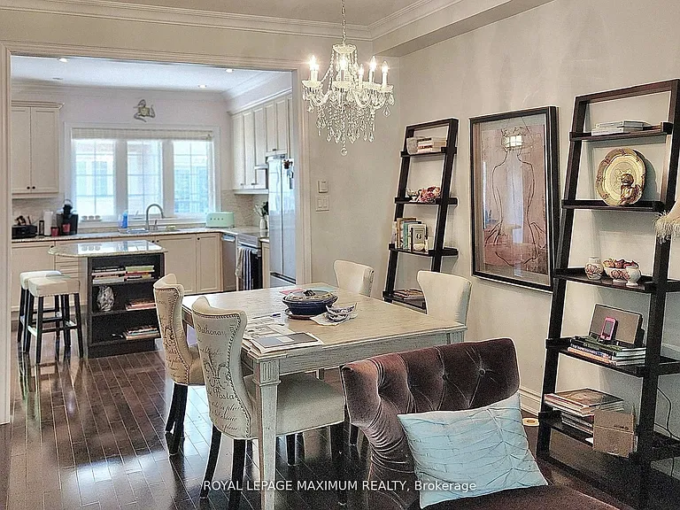 9 Flook Ln — Photo 6