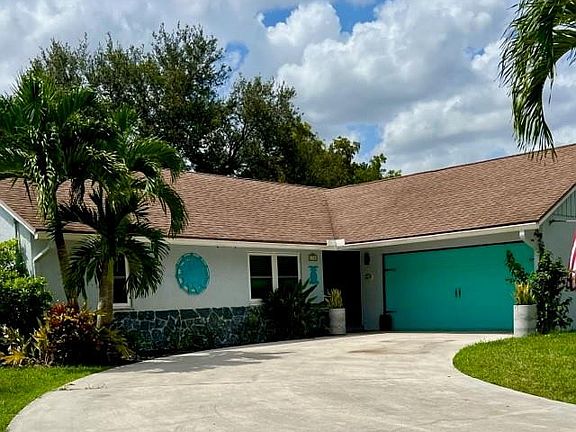 2nd image of 110 Barcelona Drive