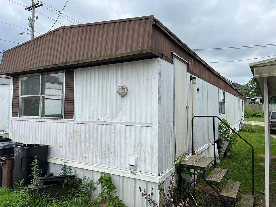 2nd image of 1083 Pine St Lot 2