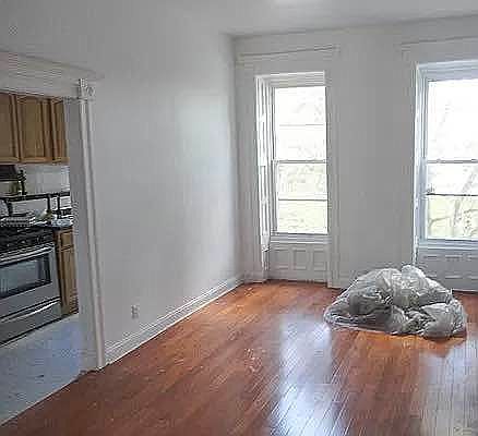 1st image of 50 Lefferts Ave APT 3