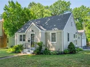 283 Oakwood Ave, West Hartford, CT 06110