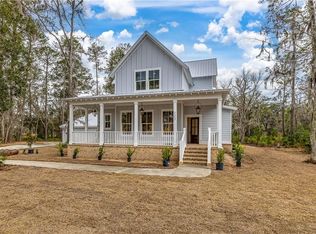 122 Robertson Cir, Saint Simons Island, GA 31522