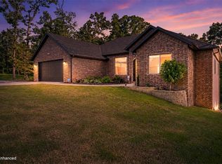 3 Florence Cir, Bella Vista, AR 72715