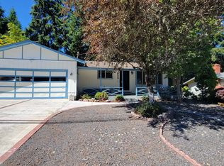 250 Ranch Rd, Reedsport, OR 97467