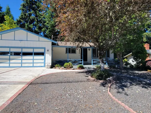 250 Ranch Rd, Reedsport, OR 97467