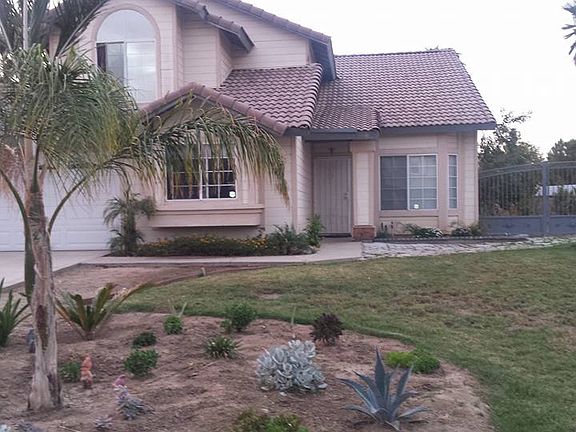 5th image of 42150 Lexington Ct