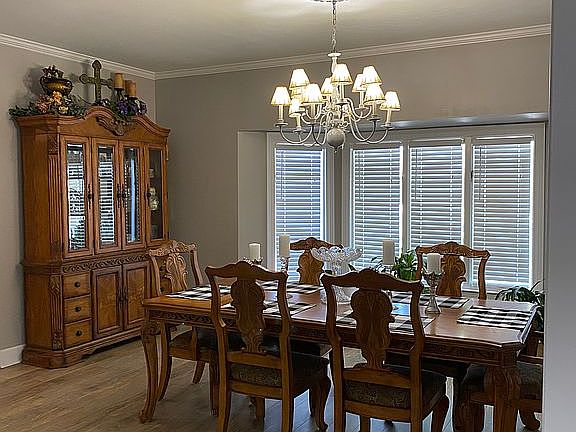 5th image of 600 E Demanade Dr