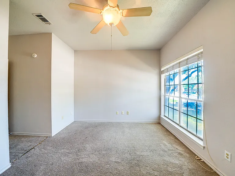 3550 Country Square Dr #409 — Photo 12