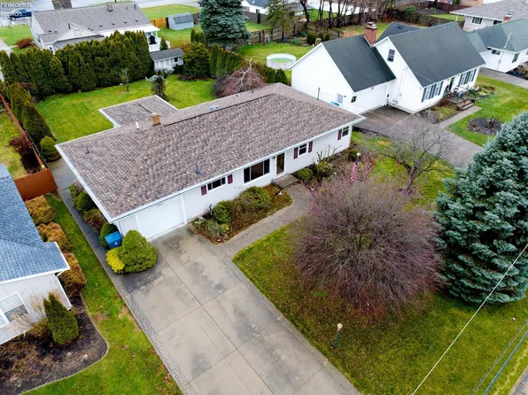 3616 Osborn Dr, Sandusky, OH 44870