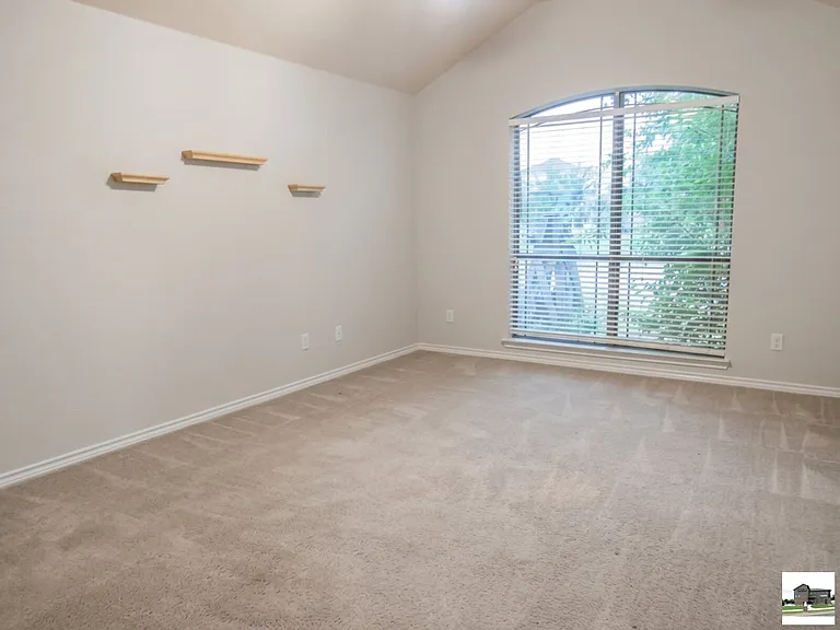 1904 Mike Dr — Photo 10