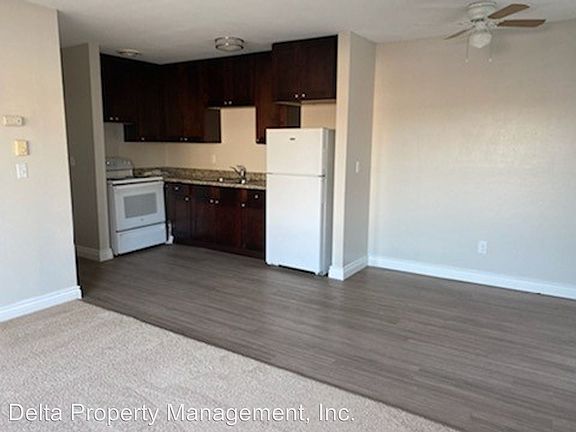 2nd image of 1916 1st St APT 3