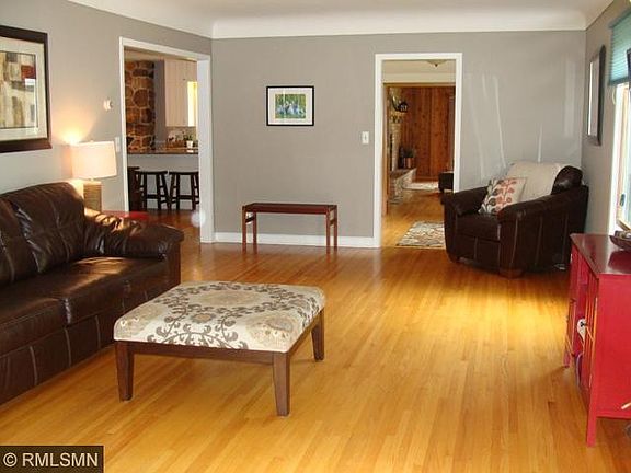 5th image of 303 Pershing Ave N