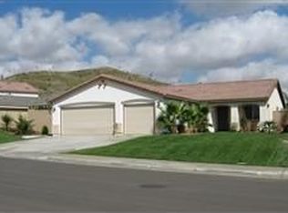 23722 Black Canyon Dr, Quail Valley, CA 92587