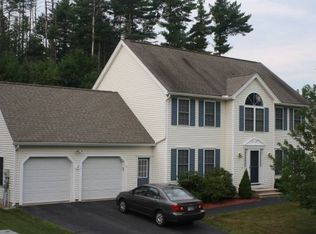 3 Hollyhock Ave, Nashua, NH 03062