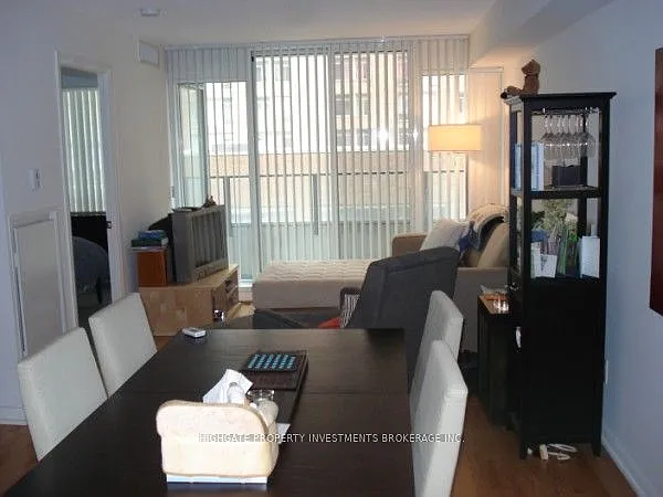111 Elizabeth St #619 — Photo 5