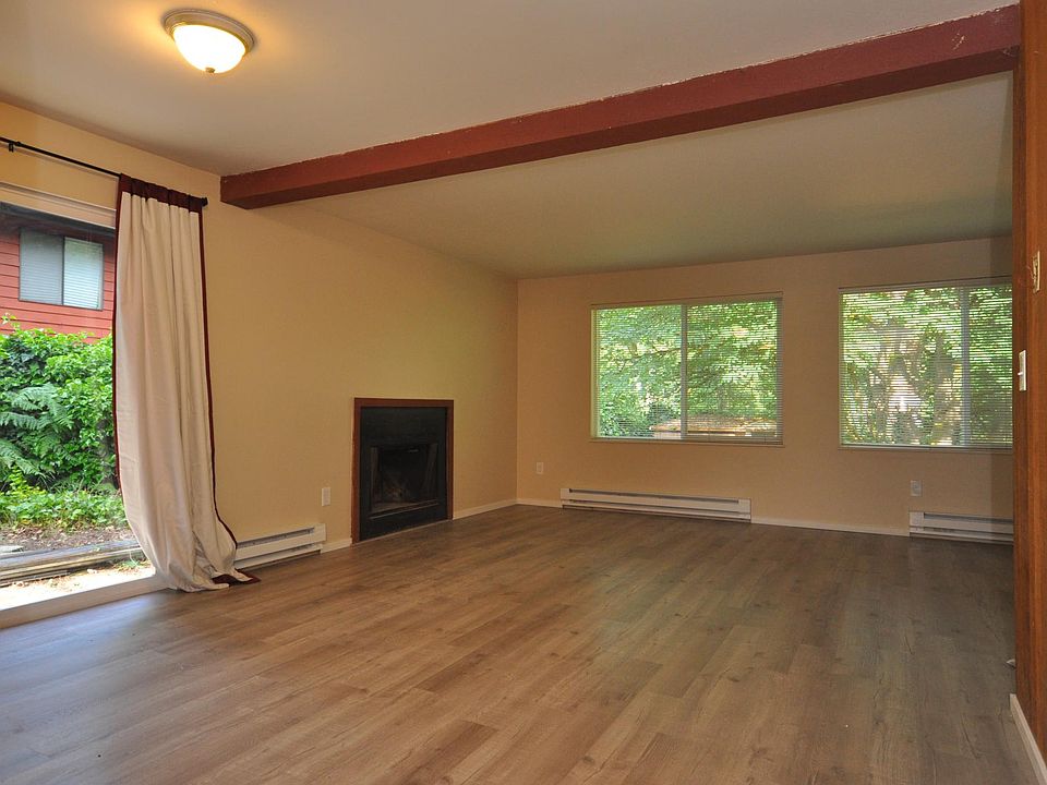 1st image of 23509 47th Pl W